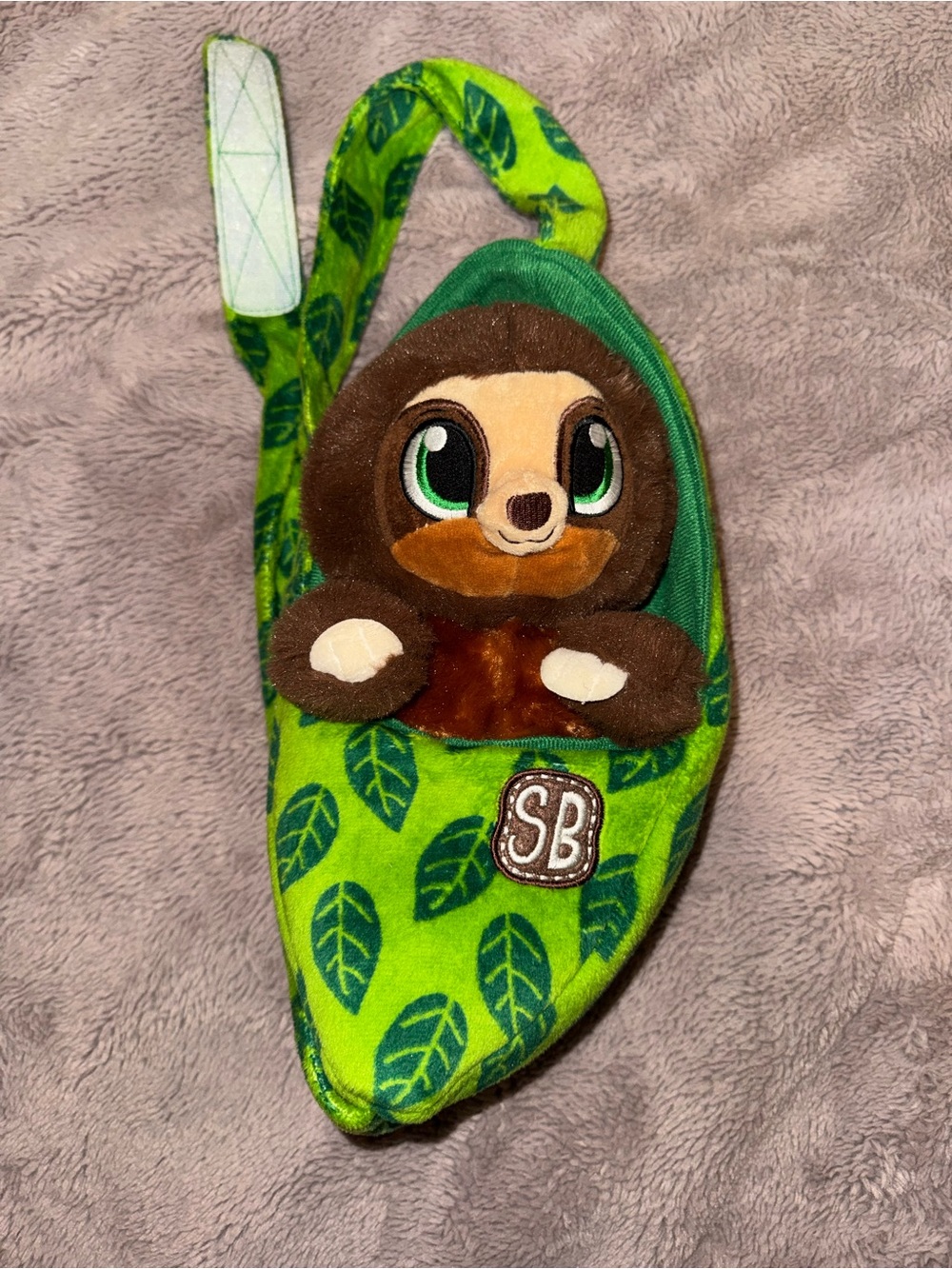 Fiesta Green Leaf Sloth Plush in Pea Pod